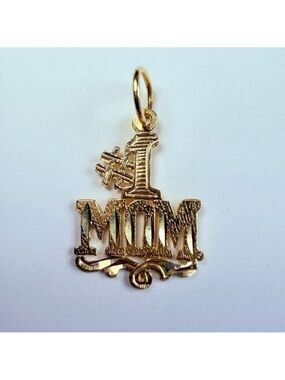 14K Solid Yellow Gold #1 MOM Mother Diamond Cut Charm Dazzlers Vintage Pendant